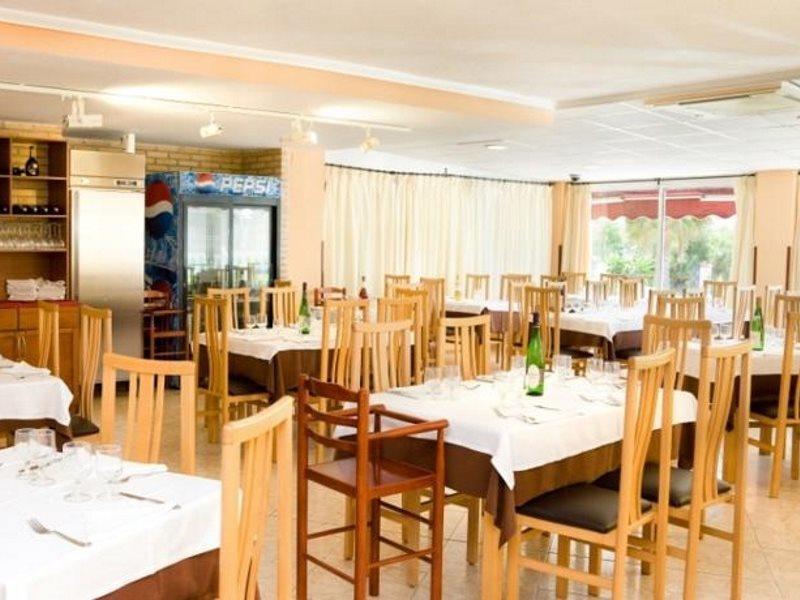 Riviera Beach Apartments Пилар де ла Горадада Экстерьер фото